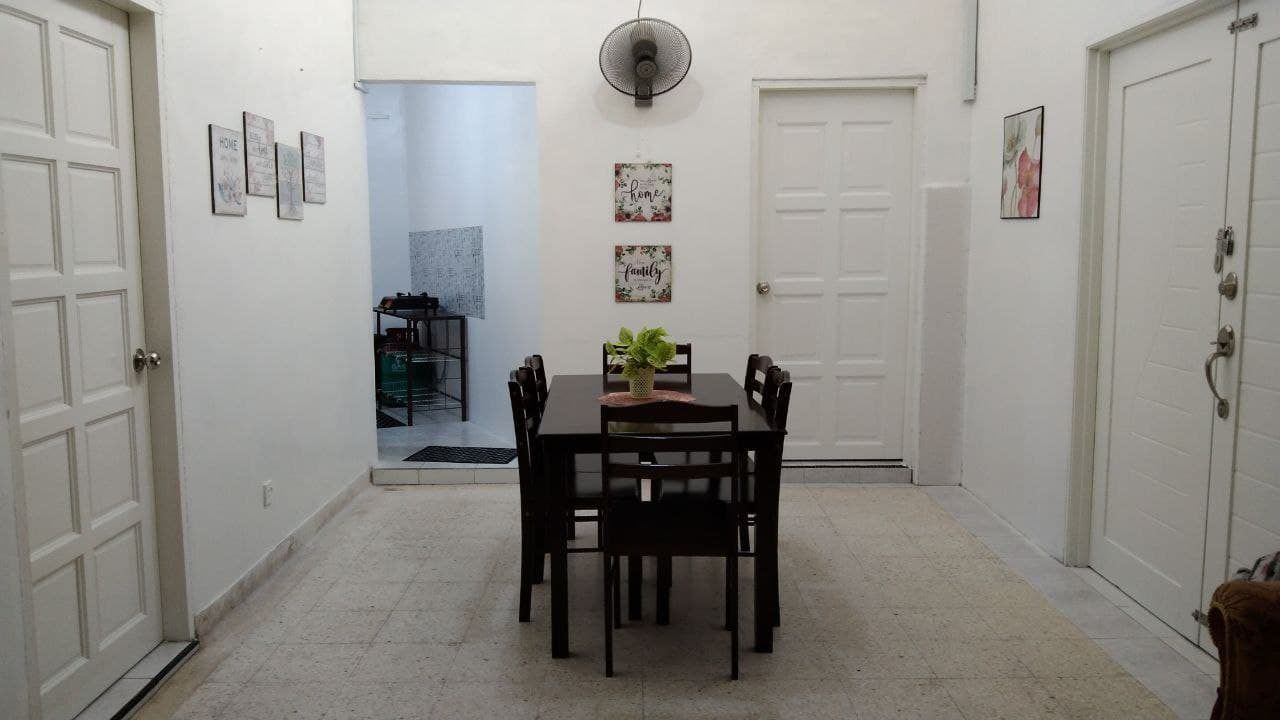 HUBUNGI KAMI
